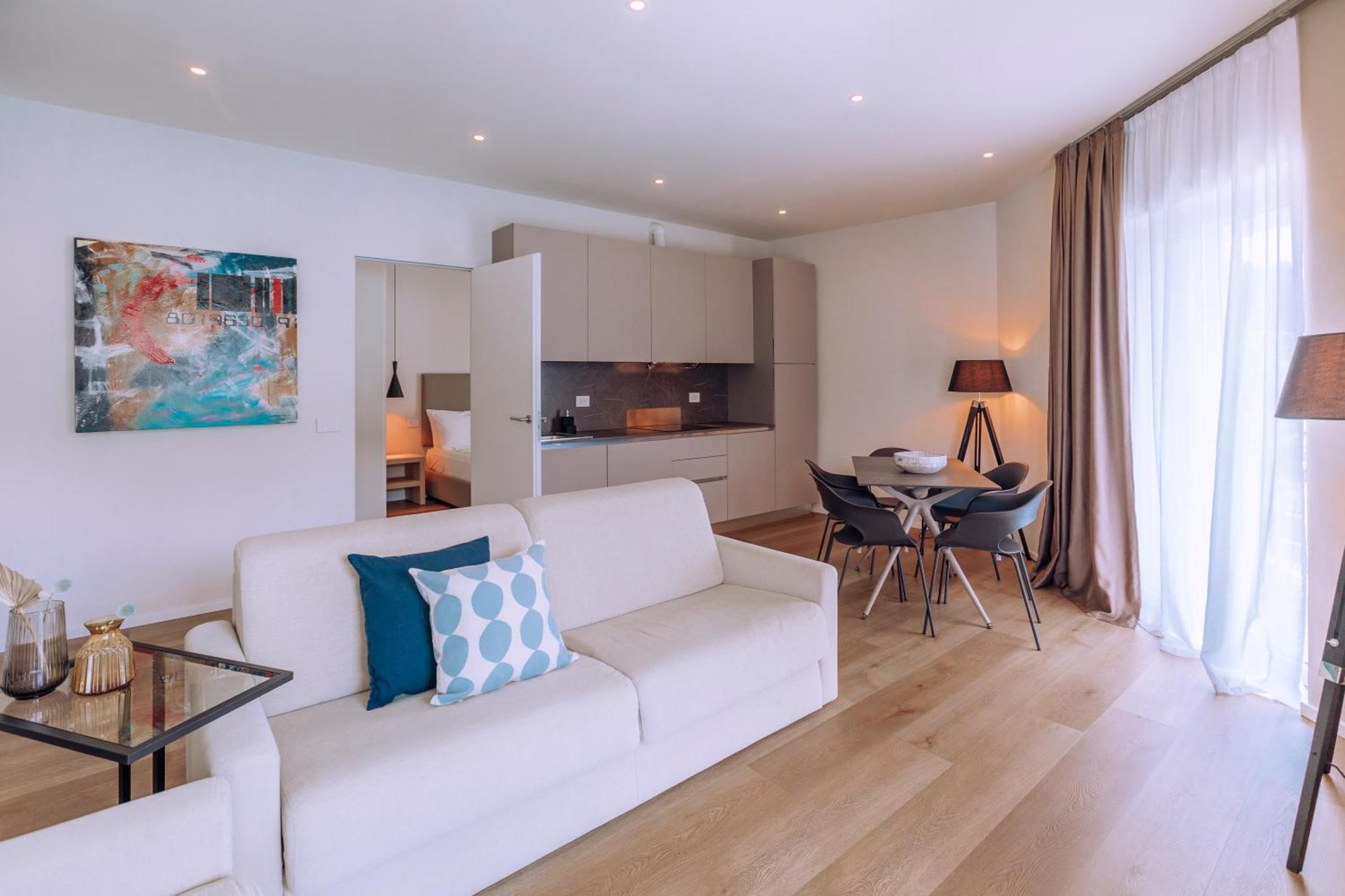 Ah Porticcioli Boutique Apartments San Felice del Benaco Eksteriør bilde